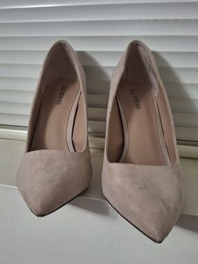 Call It Spring Nude Faux Suede Pointed Toe Pumps Stiletto Heels Size 10